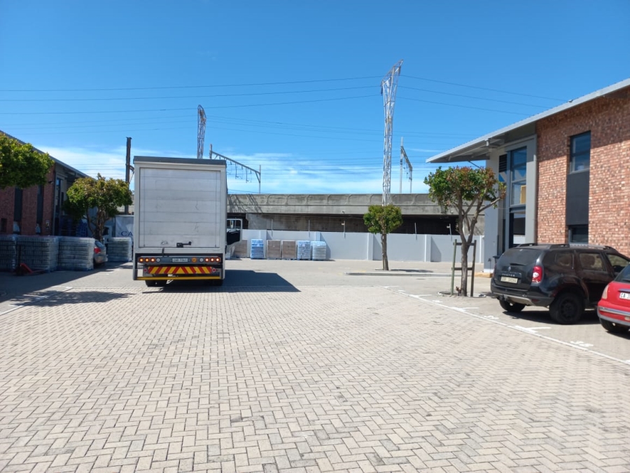 To Let commercial Property for Rent in Maitland Western Cape